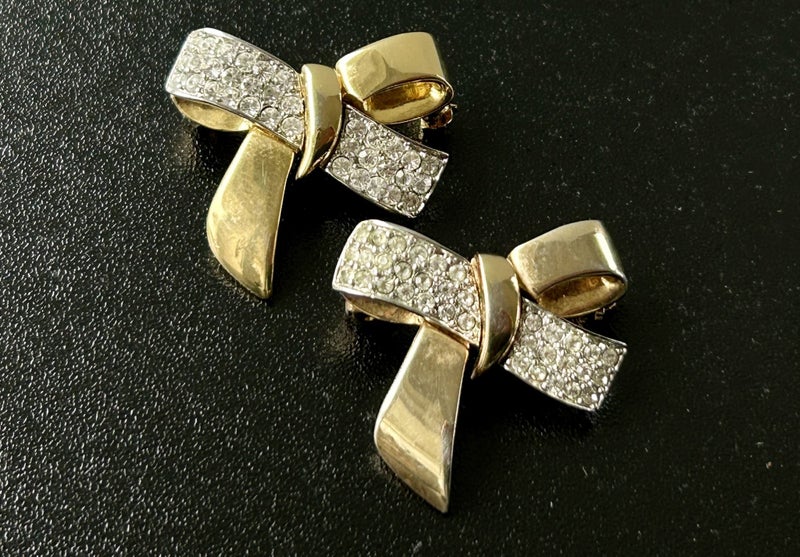 Vintage pave set pair Bow brooches 2 tone GP Carousel 1