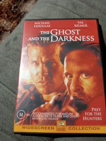 Ghost And The Darkness (1996) Carousel 1
