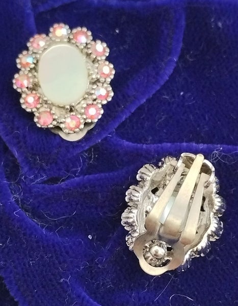 2x pr Vintage Pink Crystal / Shell (MOP) Clip on Earrings - Costume Jewellery Carousel 4