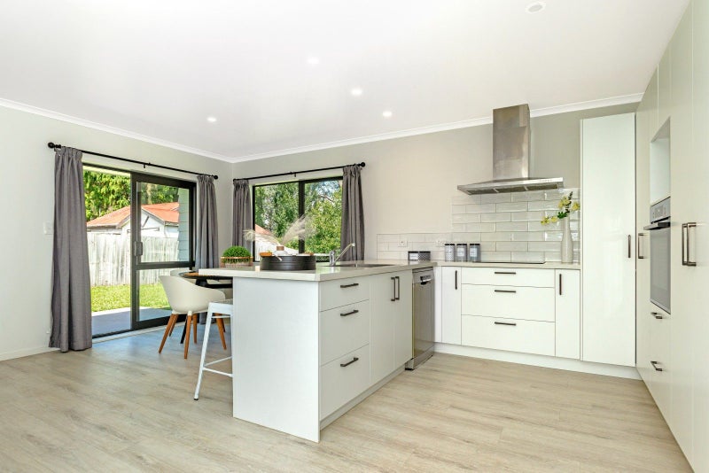 Practically new and priced to please!64624491761411112