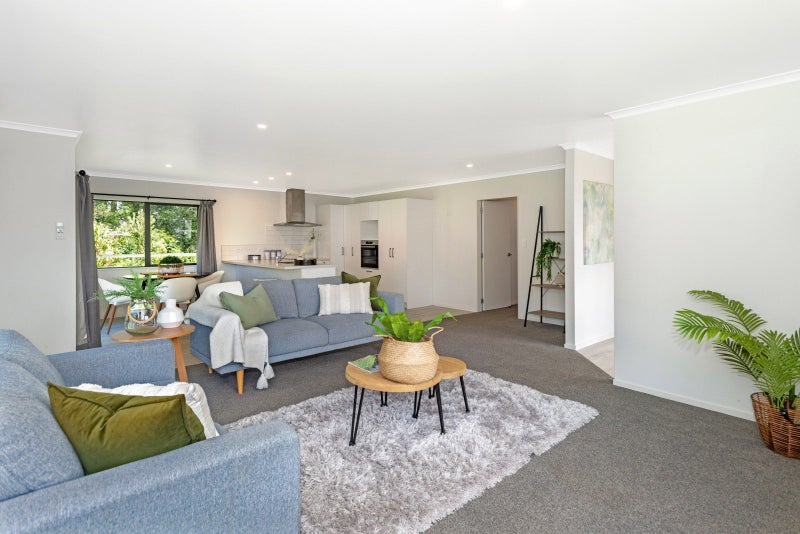 Practically new and priced to please!64624491761411114