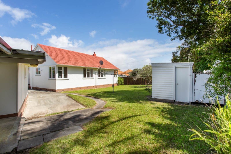 Deceased Estate Classic Kiwi Home | 756m2 Freehold64624491745025114