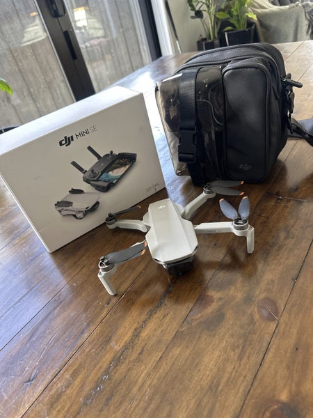 DJI Mini SE Drone Kit – Ready to Fly!64547505730945110
