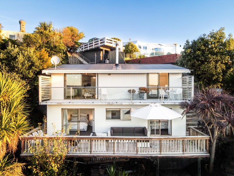 Privacy, views, Hipango Terrace64547379933698110