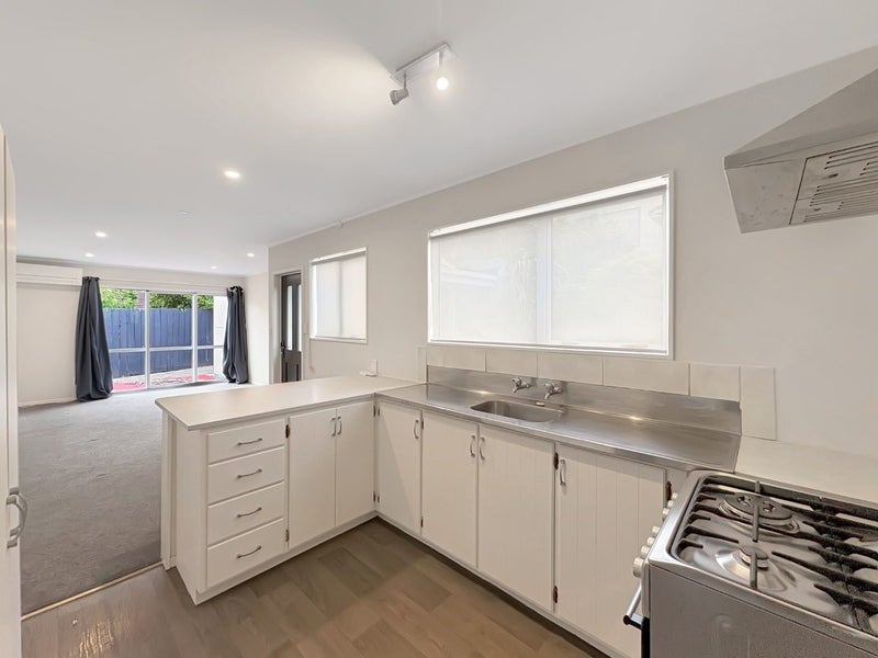 Springvale, 2 bedrooms64547769272835113