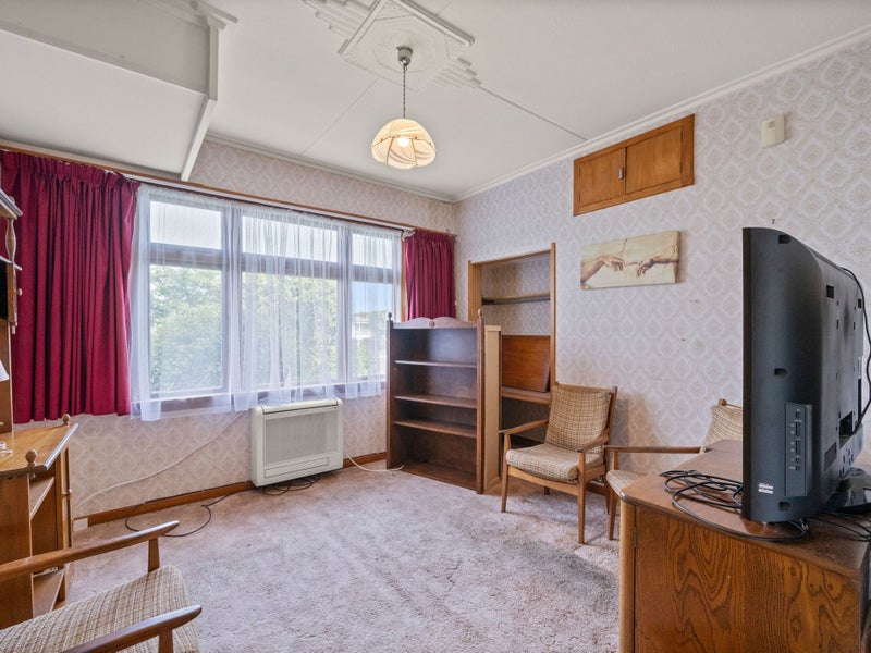 70s Charm & Endless Potential64547880538115113