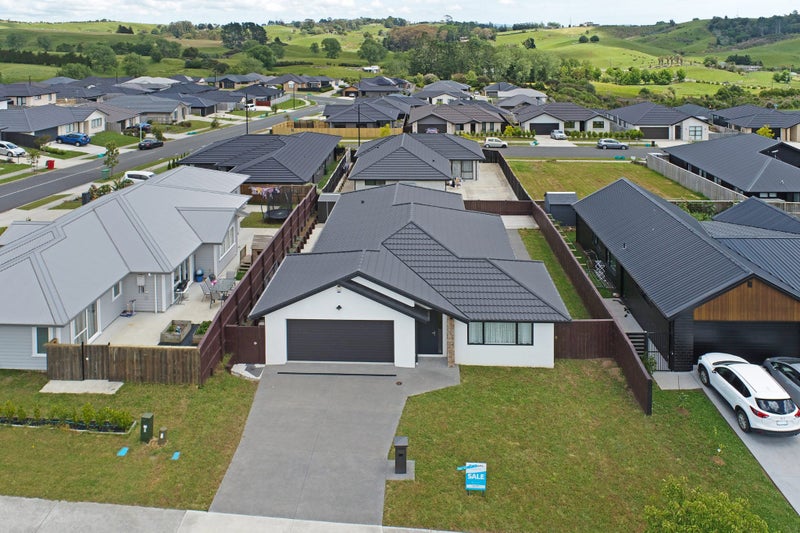 Perfect Starter or Investment64625887391105113