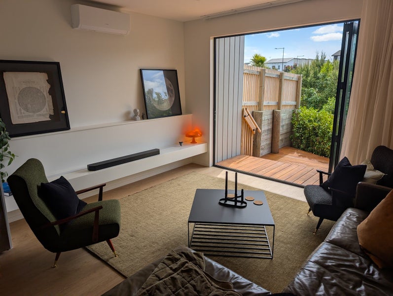 Hobsonville, 2 bedrooms64547922342530110