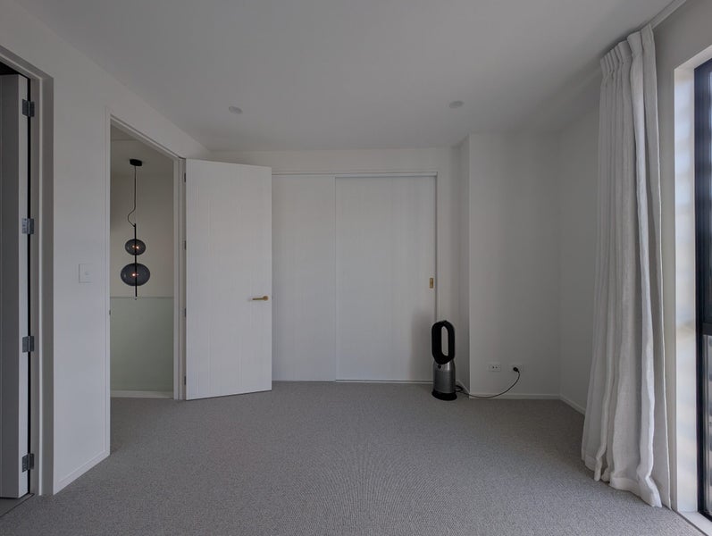 Hobsonville, 2 bedrooms64547922342530114