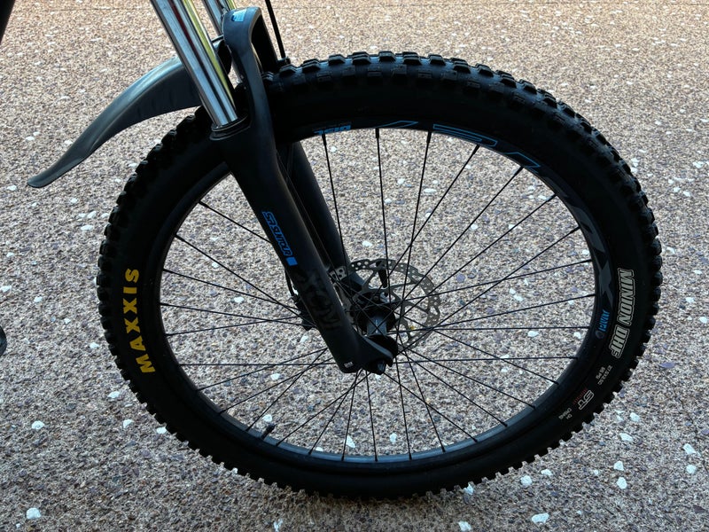 E bike - Haro Double Peak/Venture64682546598145113