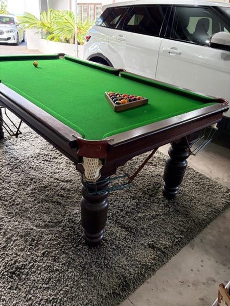 Pool Table64548048373761112