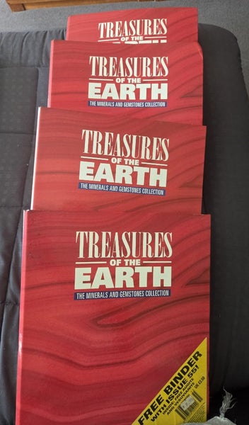 Bulk lot of crystal specimens64548118567171110