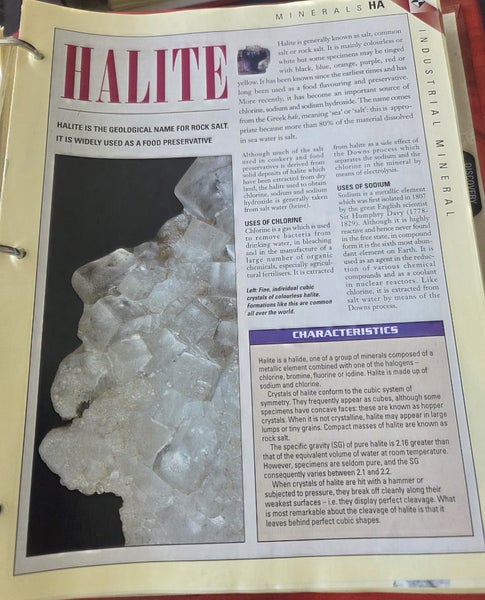 Bulk lot of crystal specimens64548118567171113