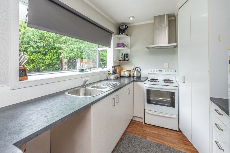 Amongst the trees on Bastia Hill64548272714626113