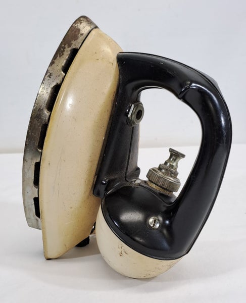 Tilley Lamp Company, Kerosene Iron HC50 Carousel 2