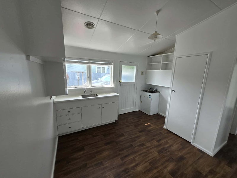 Hastings Central, 2 bedrooms64548370752642110