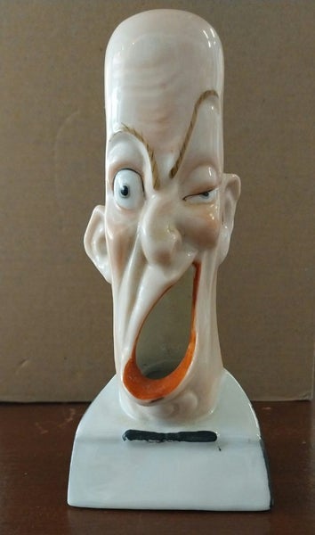 Novelty vintage ashtray Carousel 1