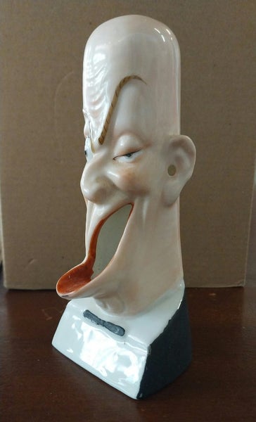 Novelty vintage ashtray Carousel 2