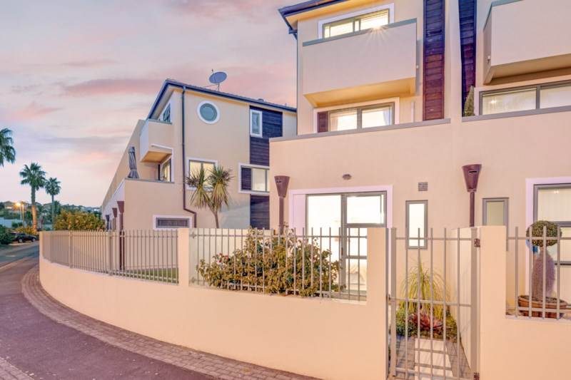 STOP SEARCHING - THIS IS THE ONE!64548370825217110