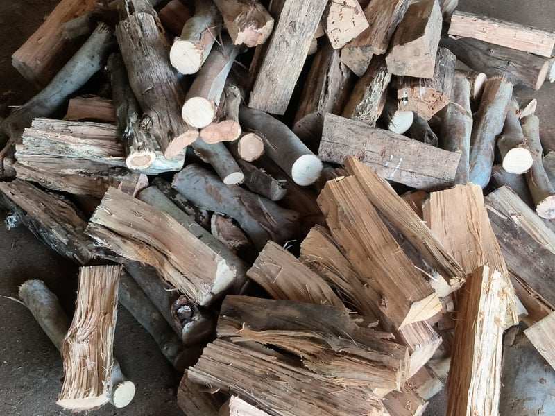 Ready to burn gum bagged firewood Carousel 2