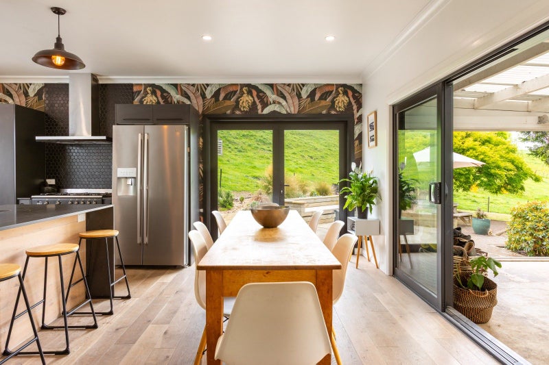 Charming lifestyle with tiny home64625887363714114