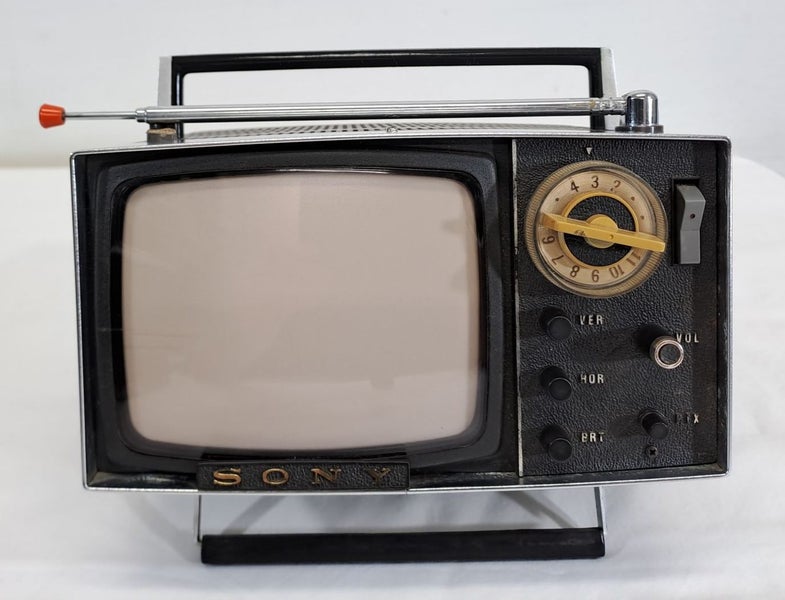 Sony Micro TV 5-303 E with Storage Container Carousel 2