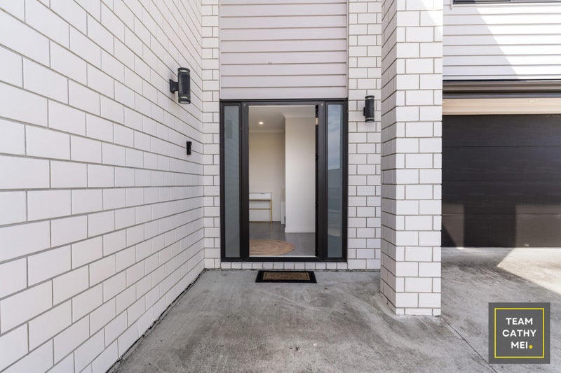 Must Sell 3 + 2 Granny Flat with Views!!64548875461633113