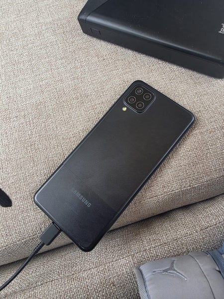 Samsung a1264548930796161112