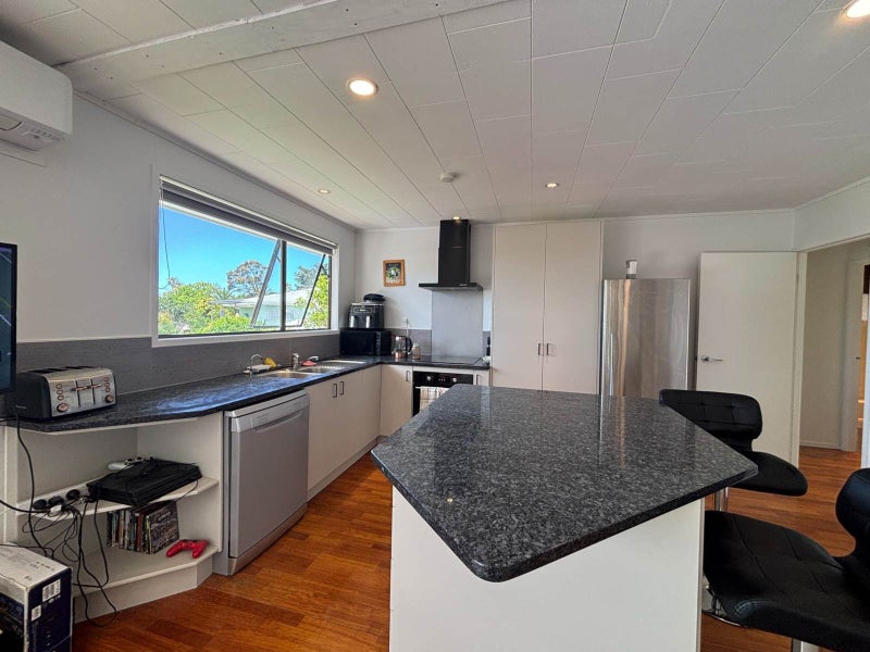 Red Beach, 3 bedrooms64549070995585111