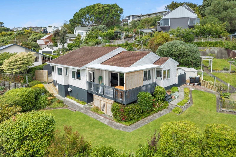 Gorgeous Views And Garden Vibes64549478280834111