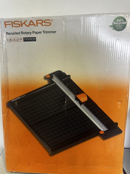 Fiskars Recycled Rotary Paper Trimmer – Good Condition64549562656257110