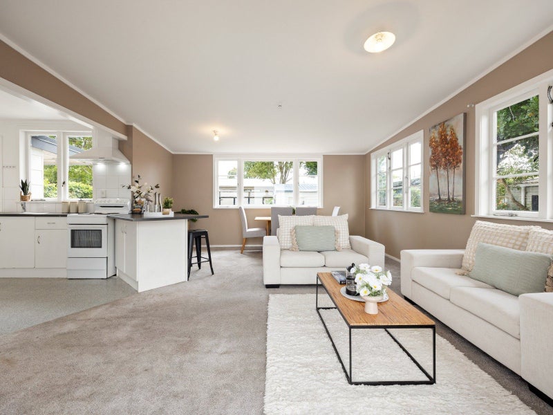 Move-In Ready with Major Upgrades Done64549576663299111