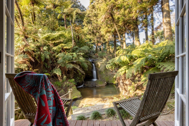 Private lifestyle Sanctuary with Waterfall64550468948865111