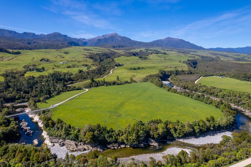 Where the Grass Really Is Greener64627273412865114