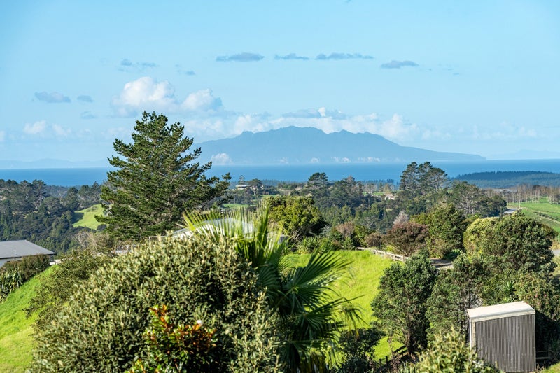 Where Panoramic Sea Views Meet Quietude64549775931137111