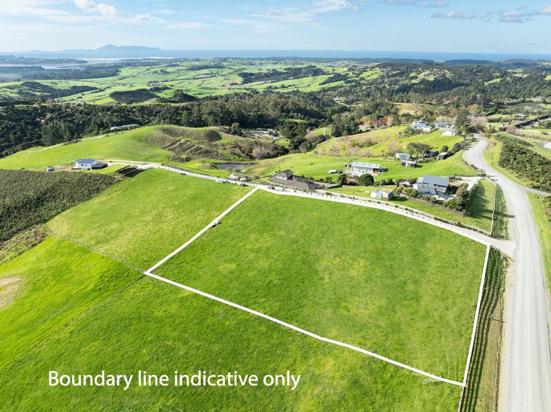 Where Panoramic Sea Views Meet Quietude64549775931137114