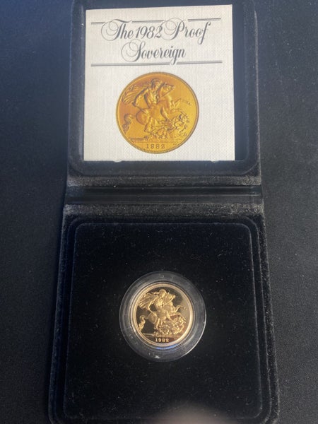 1982 Full Sovereign Proof Coin with Case & COA Carousel 1