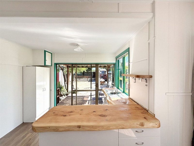 Wainoni, 3 bedrooms64549874331011111