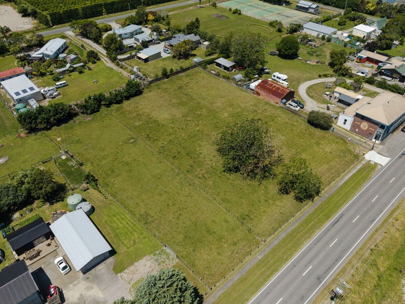 Flat, Fully Fenced Lifestyle Section64549989004419114