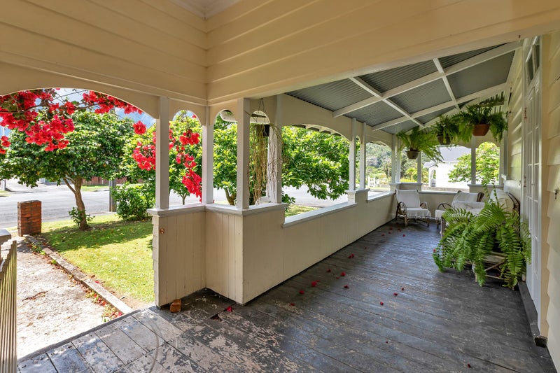 Absolute Prime Location, Regent64549989103491112