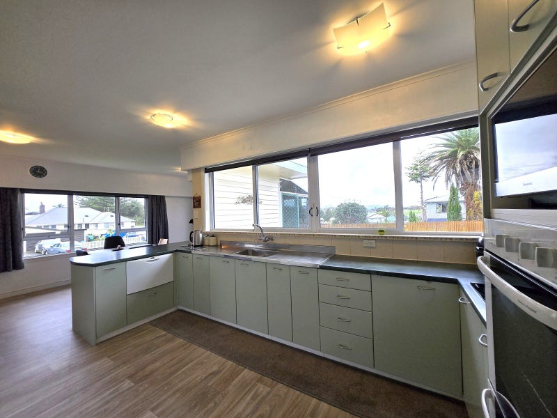 Sunshine, Space and Practicality!64550074477954114