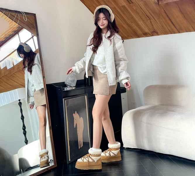 UGG EVERAU(R) UGG Boots Women Sheepskin Wool Ankle Platform Short Carmen Carousel 2