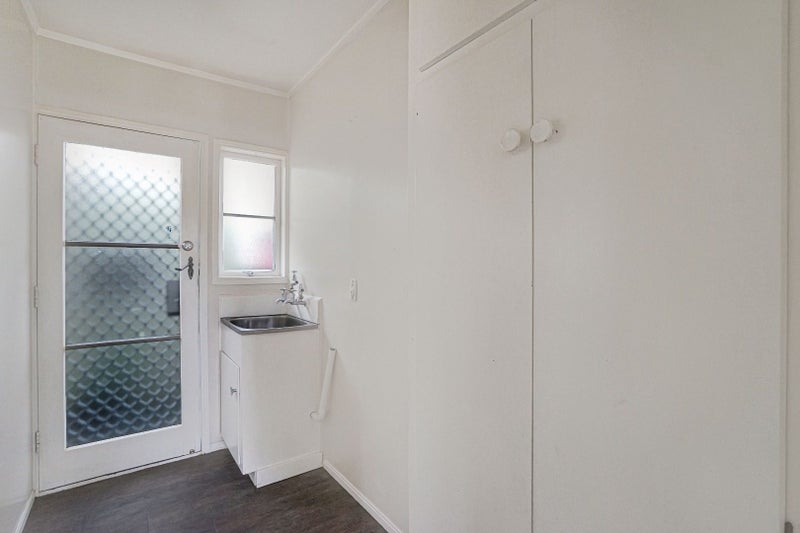 Papakura, 2 bedrooms64550468874369113