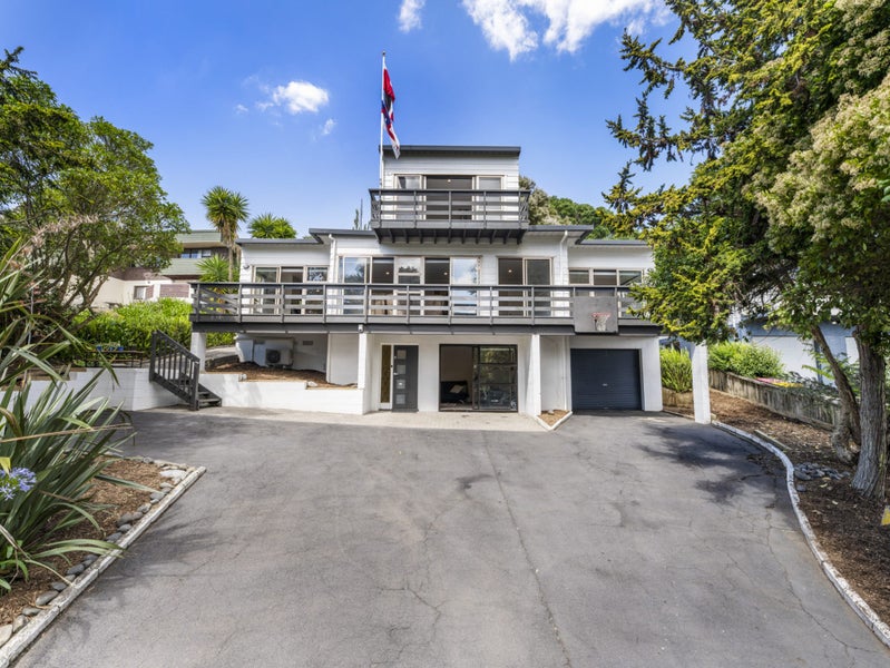 A Kiwi Classic - with room to grow & add value!64550668078211110