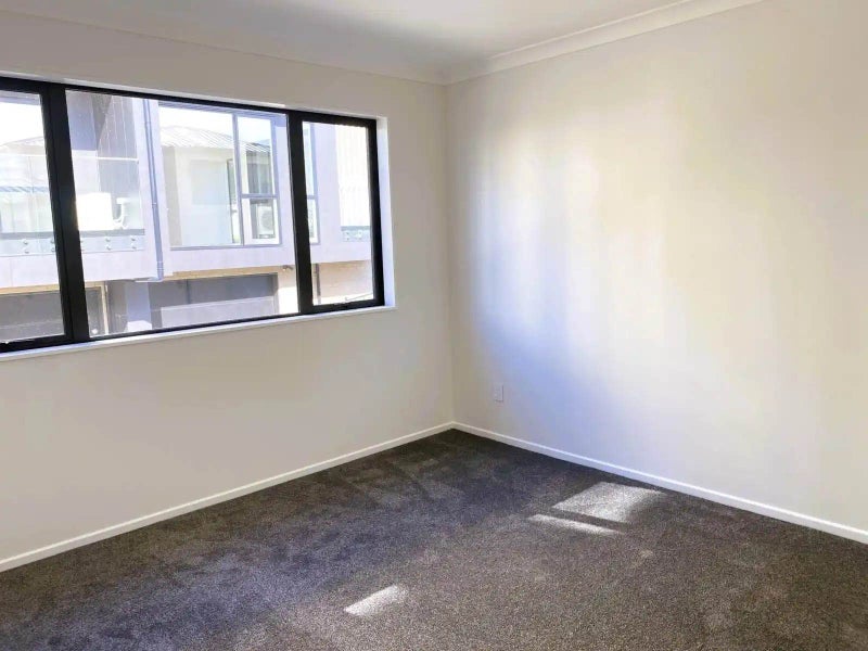 Howick, 3 bedrooms64550668061059112