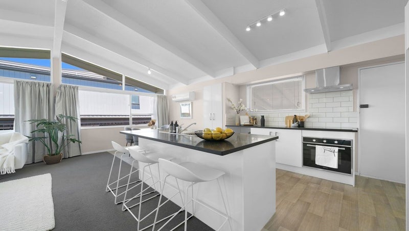 Manurewa, 3 bedrooms64550668237313114