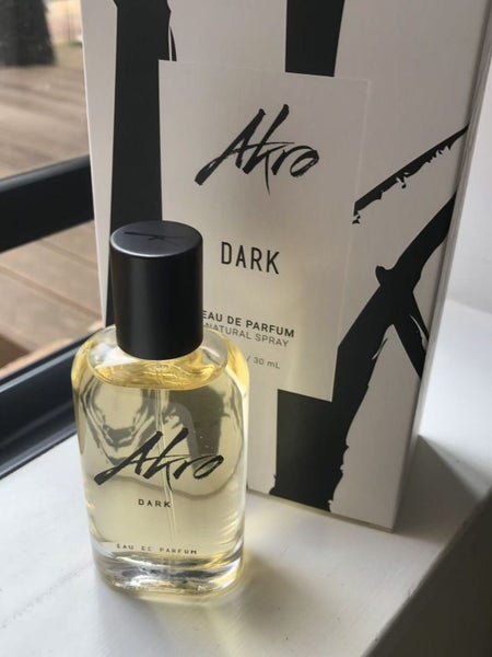 Akro Dark 30ml EDP niche Carousel 1