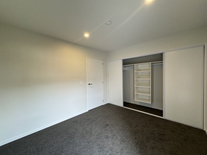 Papatoetoe, 2 bedrooms64551068305155114