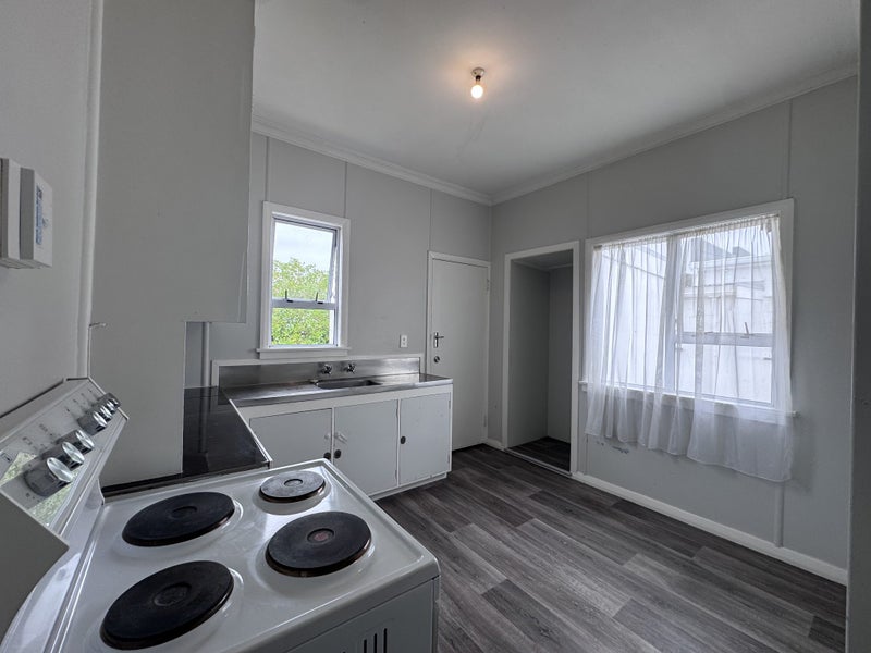 West End, 2 bedrooms64551068349185112