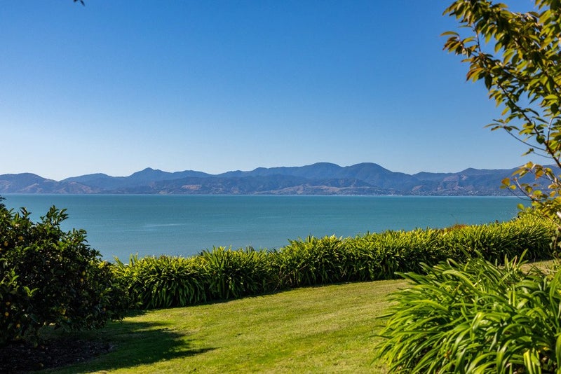 Stunning Coastal Oasis in the Heart of Ruby Bay64551167826819111